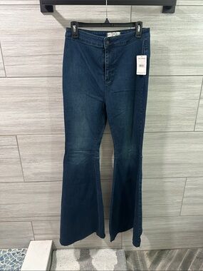 NWT Free People Float On Flare Jeans 29